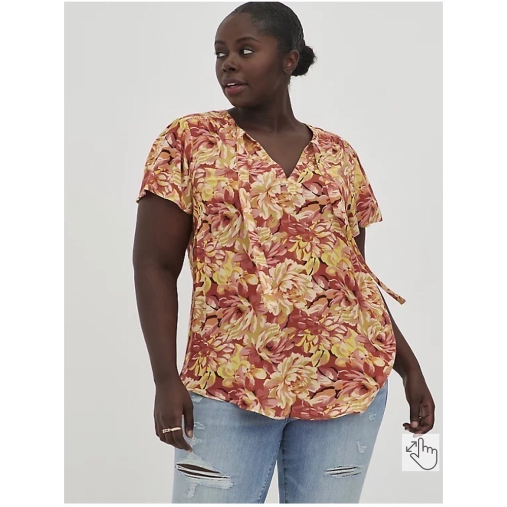 NWT TORRID Boho Floral Rayon Crepe Tie Flutter Sleeve Peasant Top Size 5X